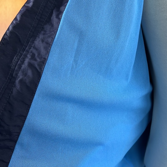 Lands’ End Men’s Navy Windbreaker retractable hood size XL - Picture 7 of 9